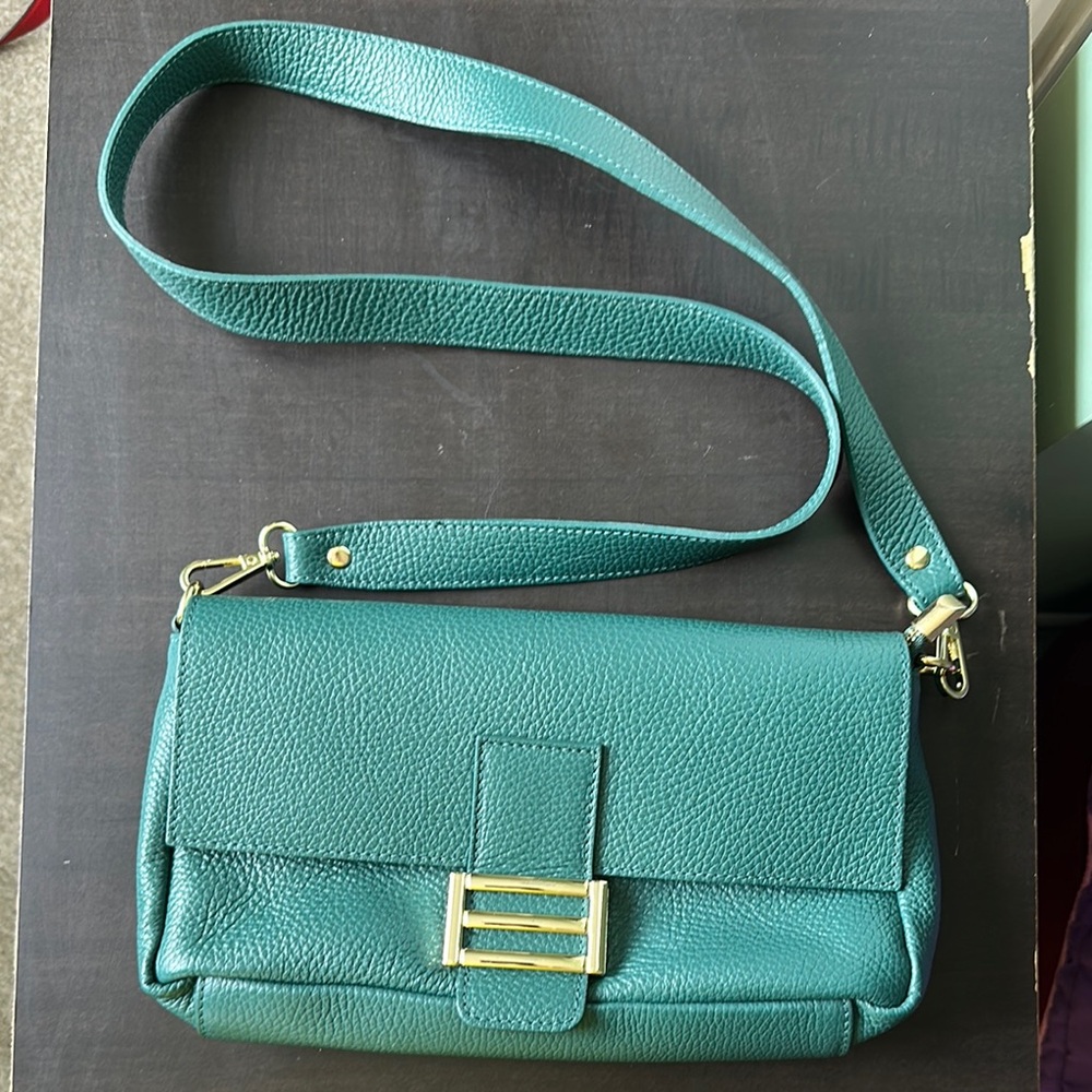 Glossy Green Shoulder Bag with Gold Accents